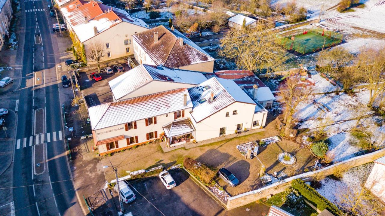 Les Jardins De La Grange Acomodação com café da manhã Rezonville Exterior foto